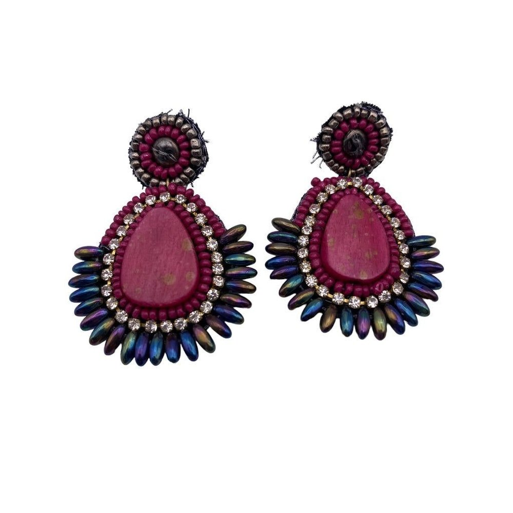 Lightweight Post Pierced Fuschia Beaded Earrings 2" Drop Dangle
